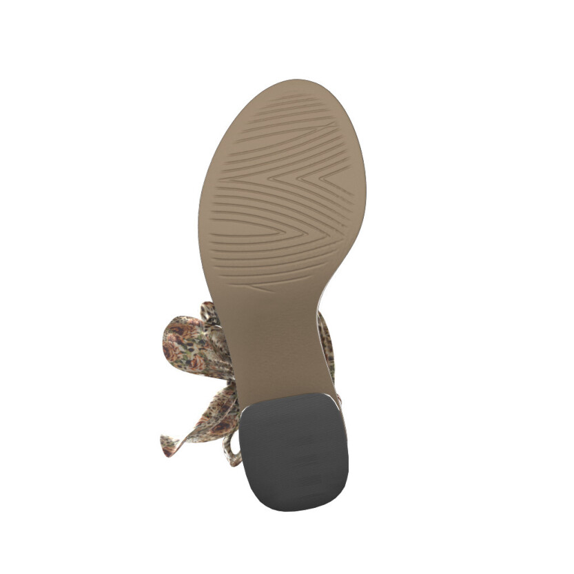 Sandales avec bretelles 44179